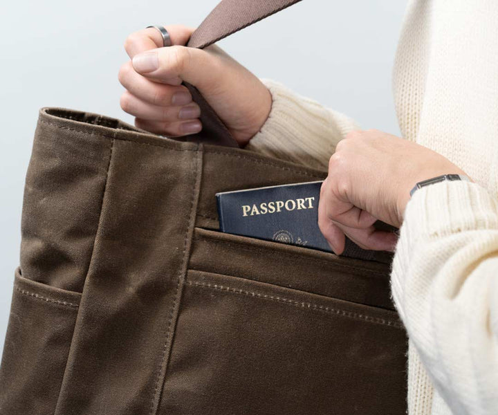 Keeps essentials secure and close-at-hand