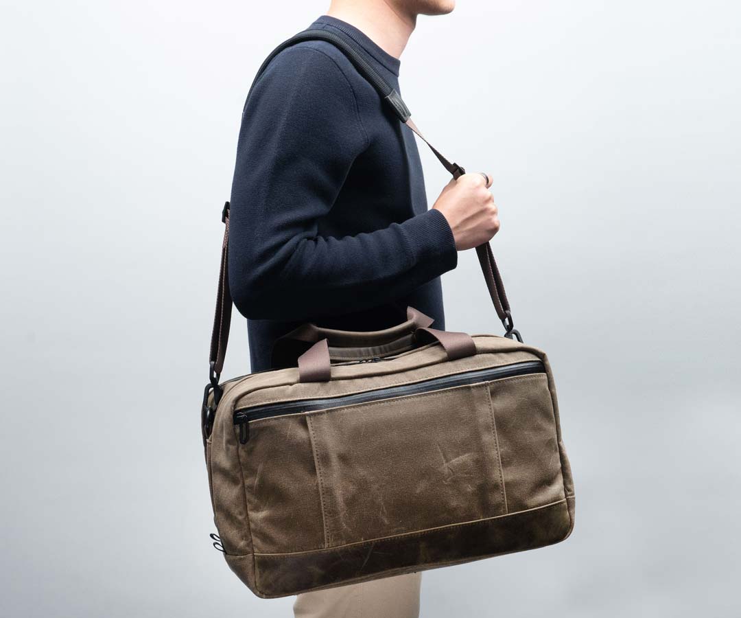 1.5-inch Supreme Suspension Strap included ($49)
