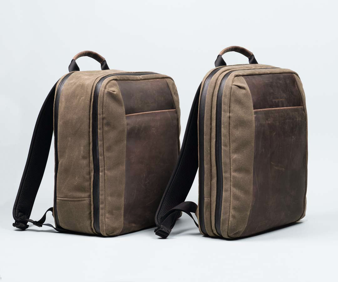 Sizes: Standard (left) Slim (right)