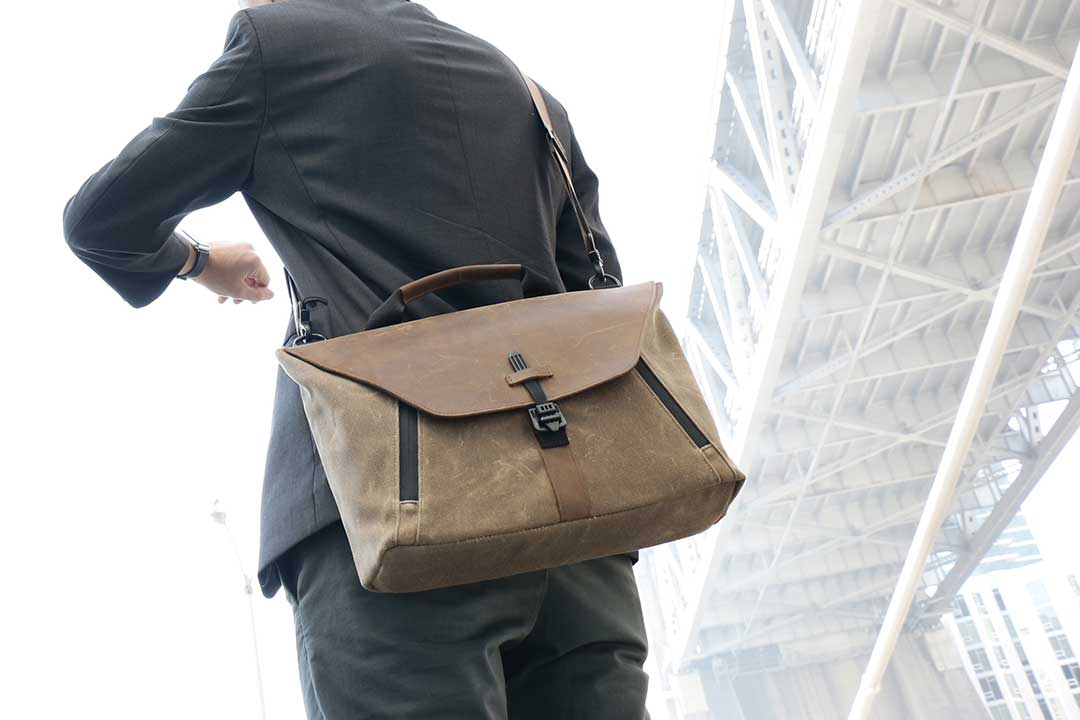 Staad AttacheBest Laptop BagsCnet