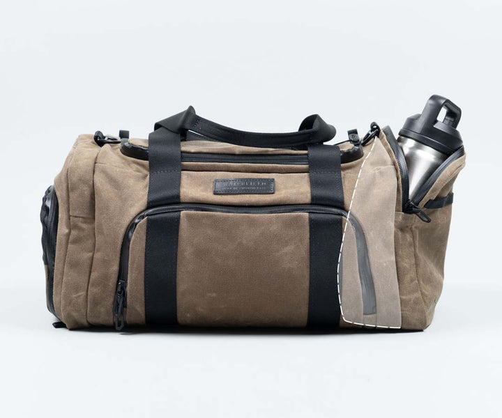 Deep water bottle pocket that extends inward