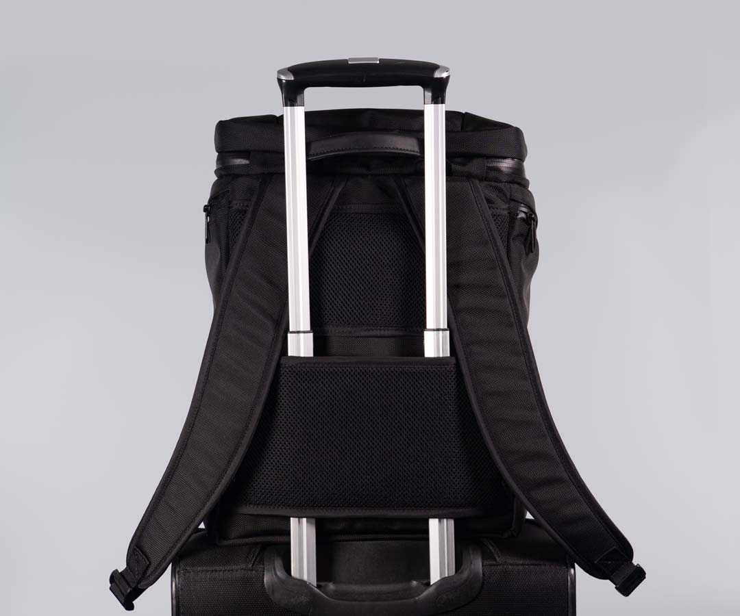 Conveniently slides onto luggage handles