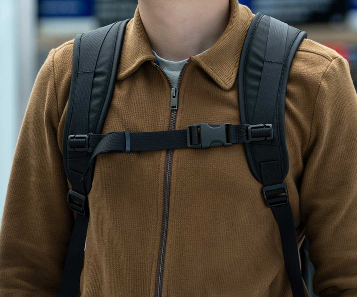 Adjustable sternum strap for stability