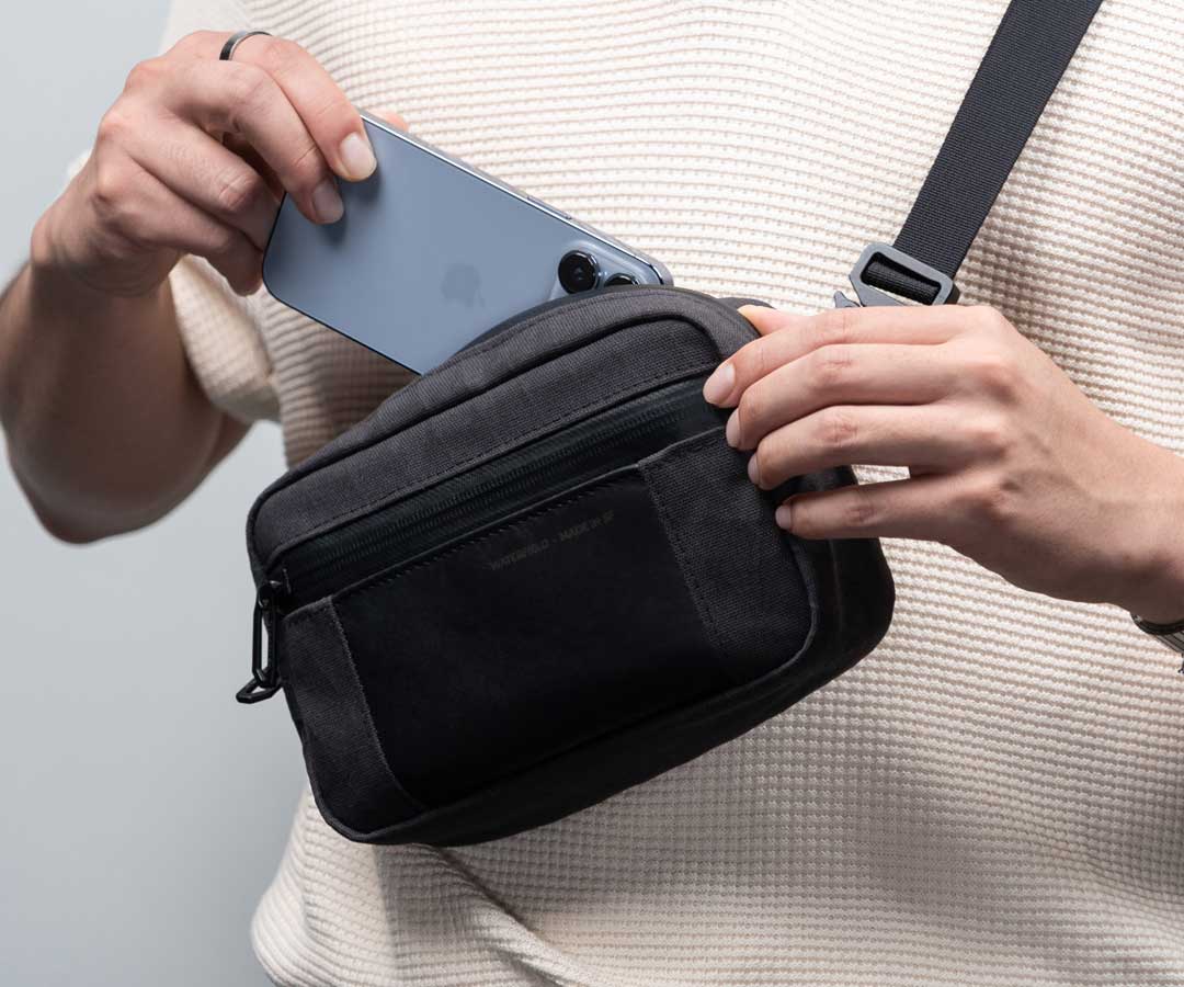 Shinjuku SlingBest iPhone 16 AccessoriesWired