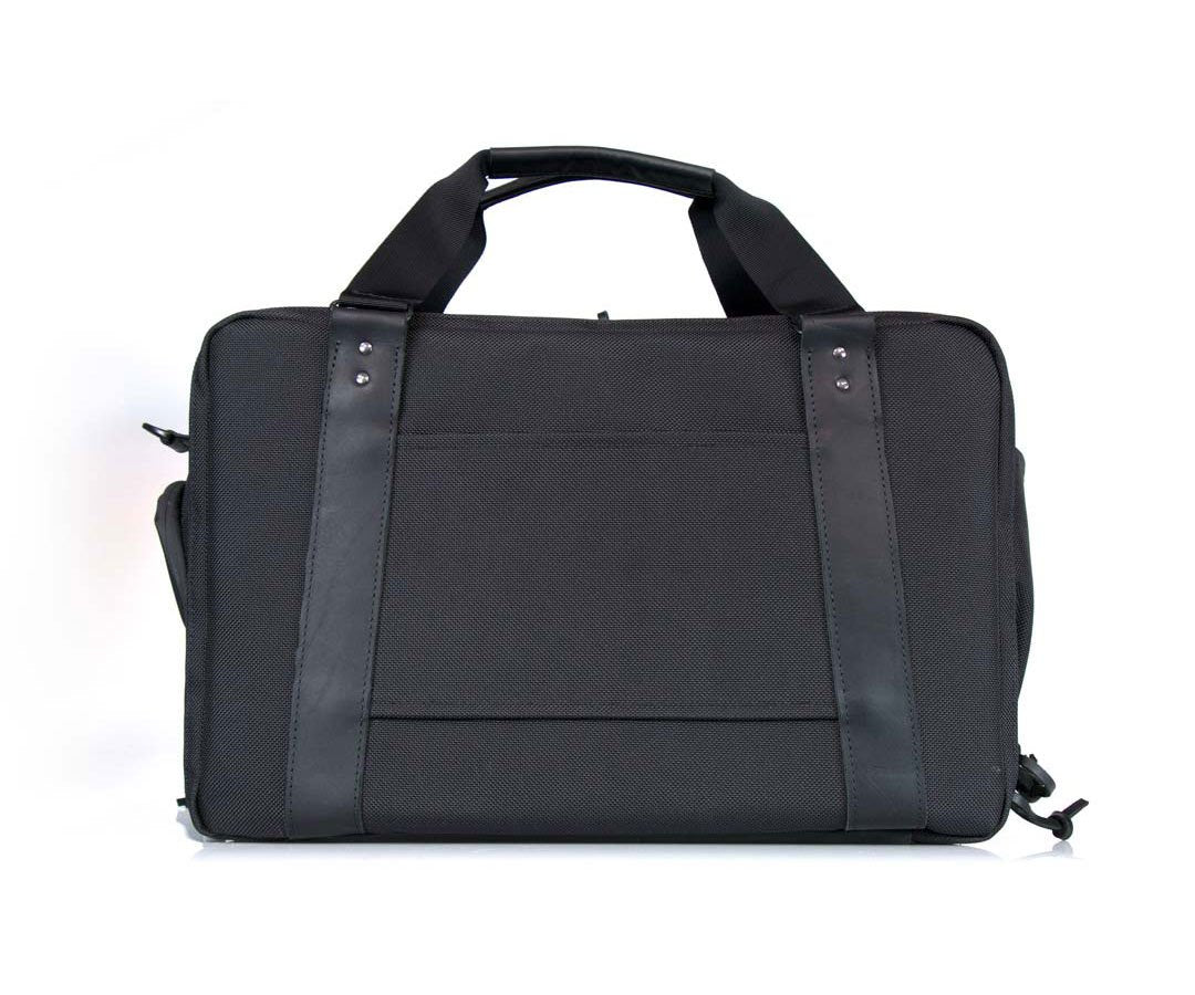 Clean, un-cluttered back