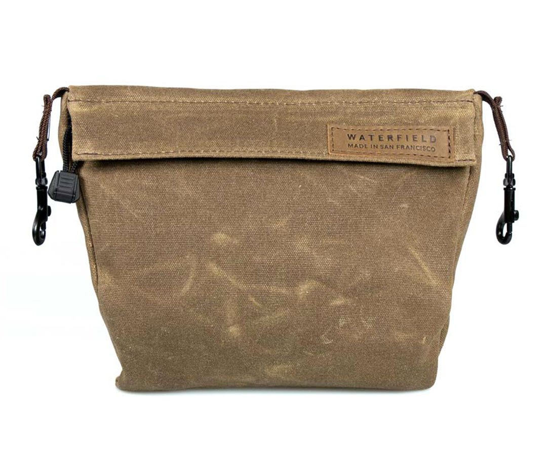 OPTIONAL Piggyback comes  in matching waxed canvas or ballistic nylon