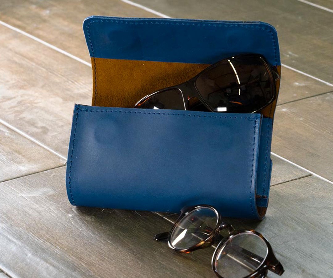 What's the Best Way to Store Two Pairs of Glasses?