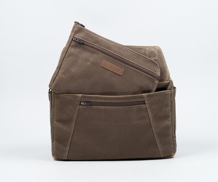 Fits in the Air Porter Carry-On (11-inch and iPad mini sizes only)