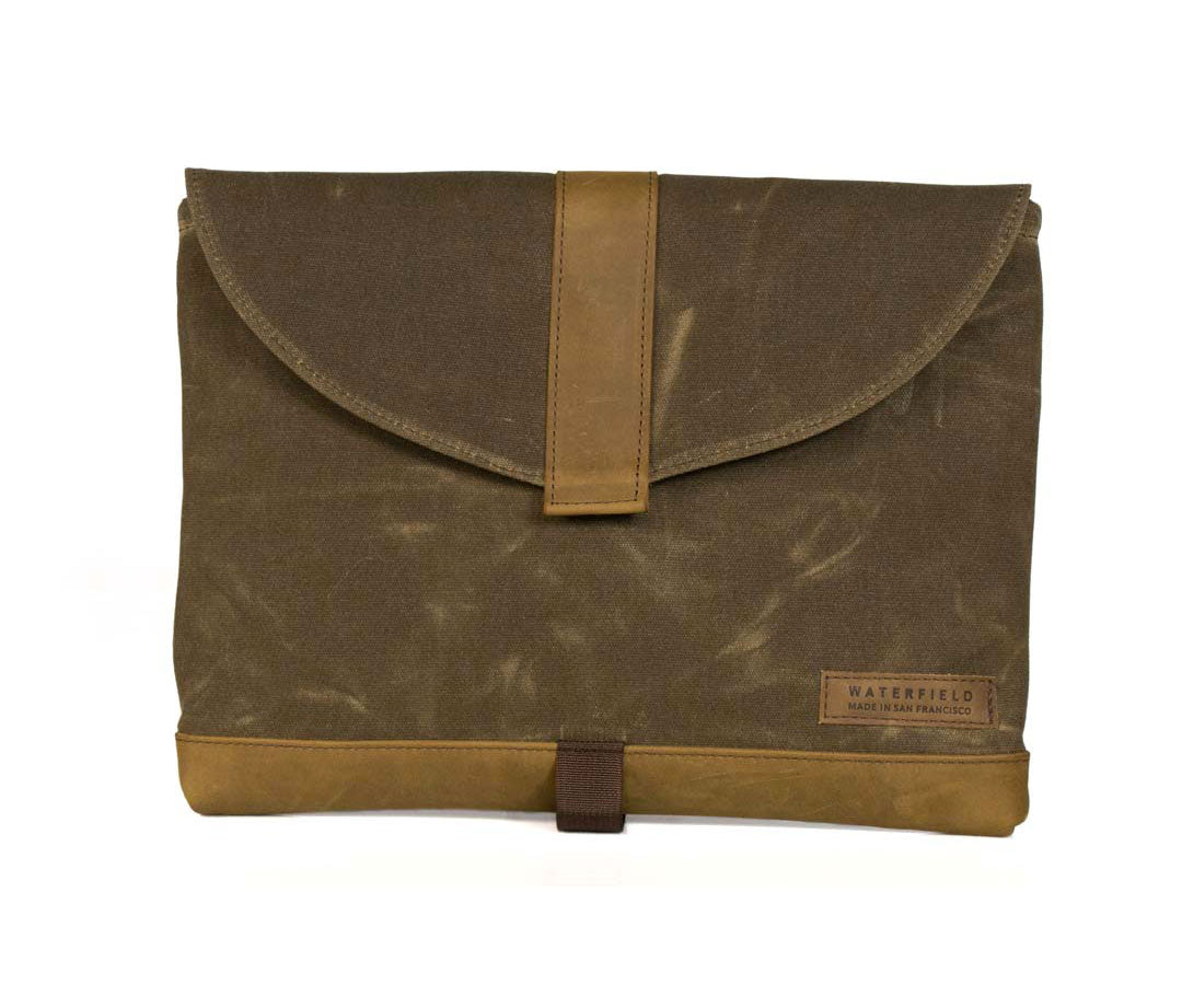 Waxed Canvas with Grizzly Leather