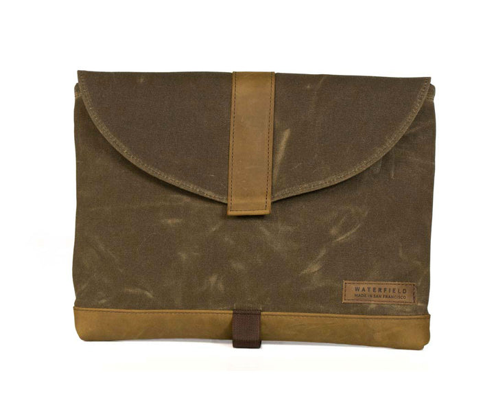 Waxed Canvas with Grizzly Leather