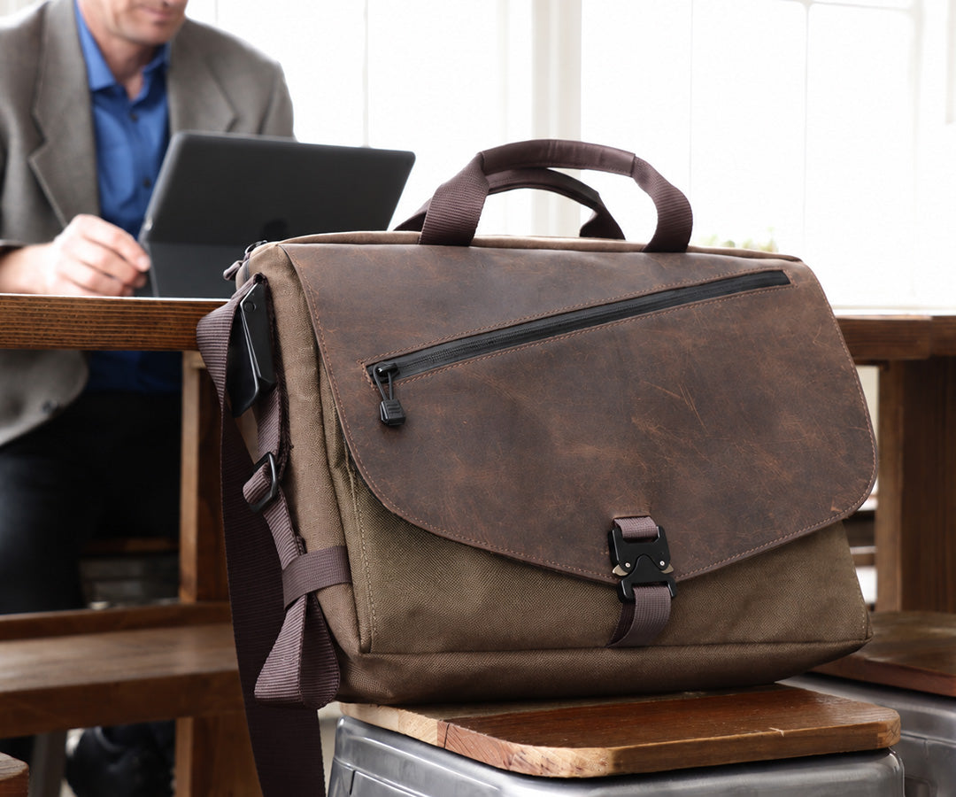 Switch 2 Carrying Case | Waterfield Designs