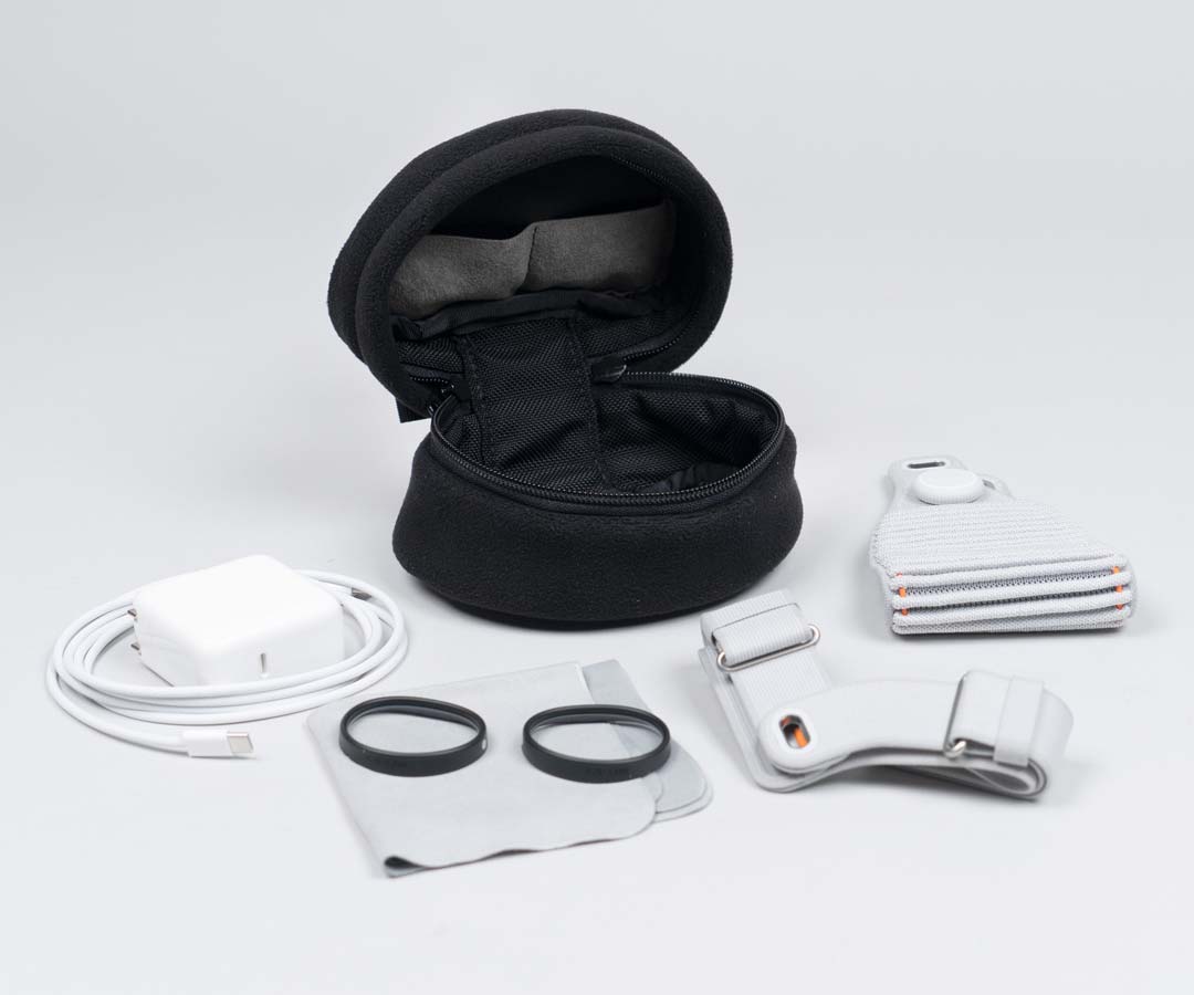 The Gear Insert fits accessories that come with Vision Pro