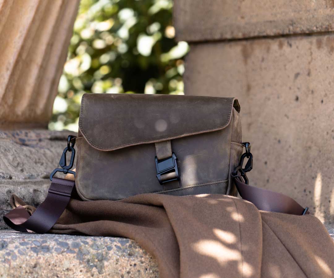 Hudson Leather CrossbodyBest Tech Kit Organizer BagsTechadvisor.com