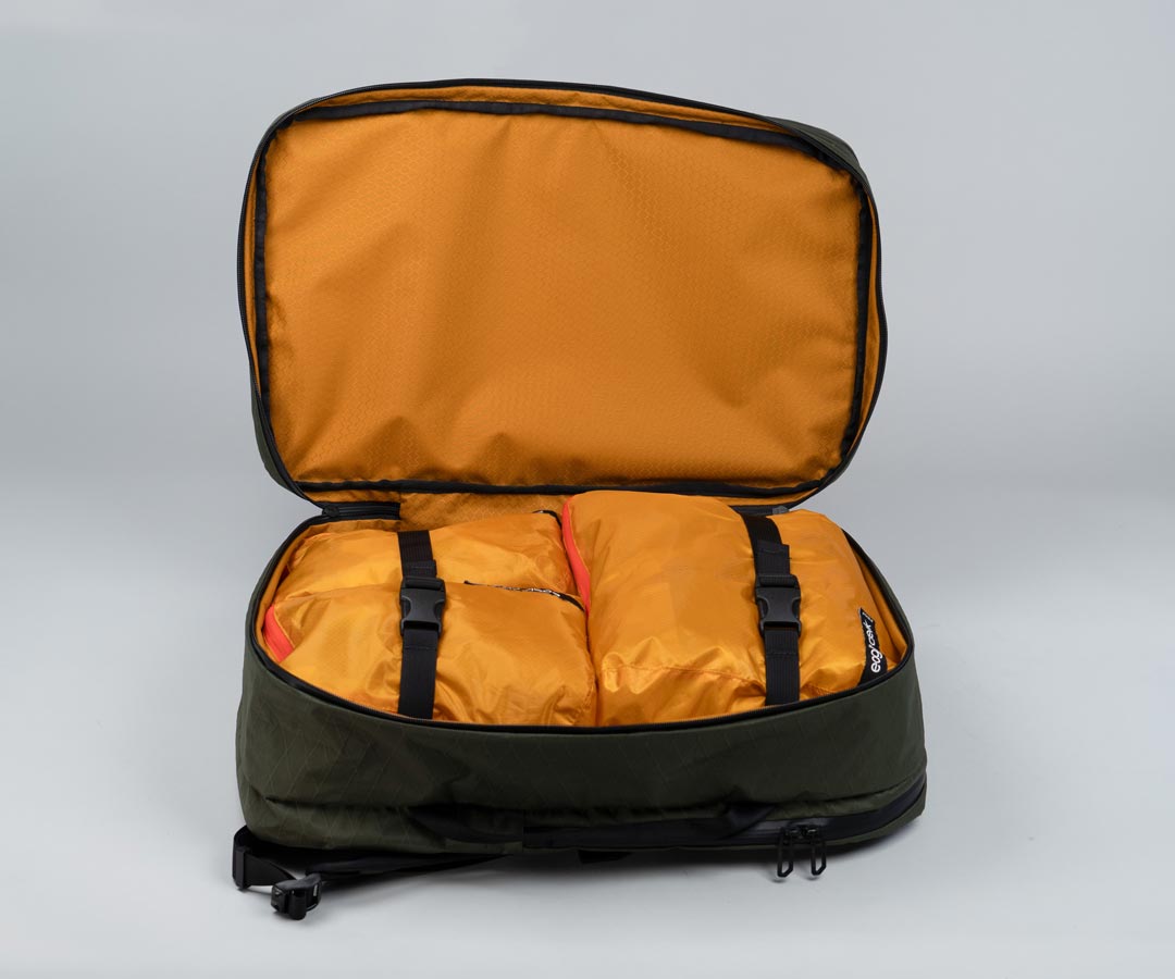 Full open top for easy packing