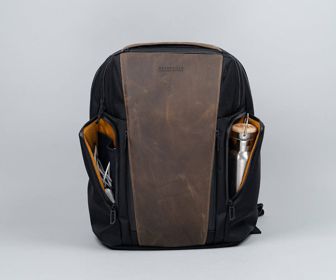 Quick-access large side pockets