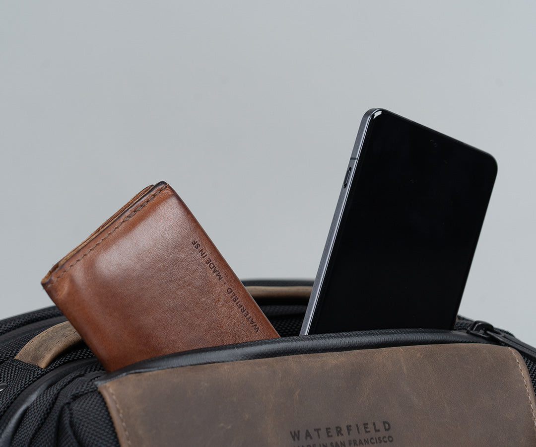 Quick access top pocket