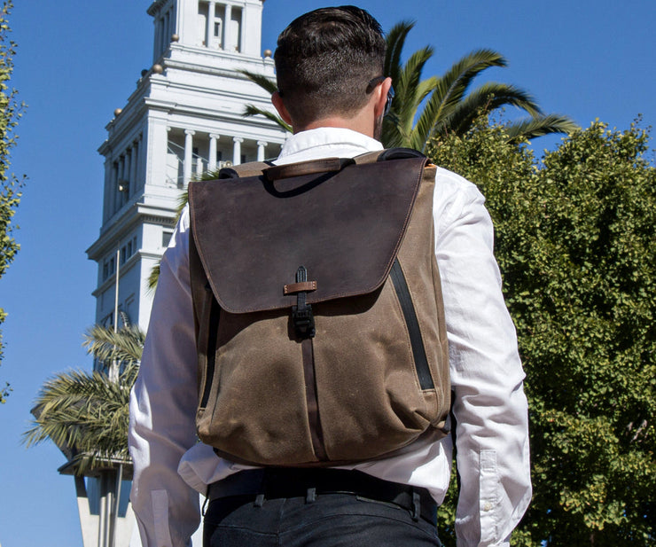 Staad laptop on sale backpack