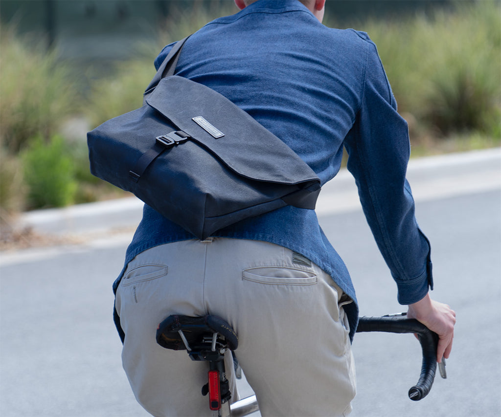 How to Carry Shoulder Bag on Bike: Ultimate Tips for Safe Riding