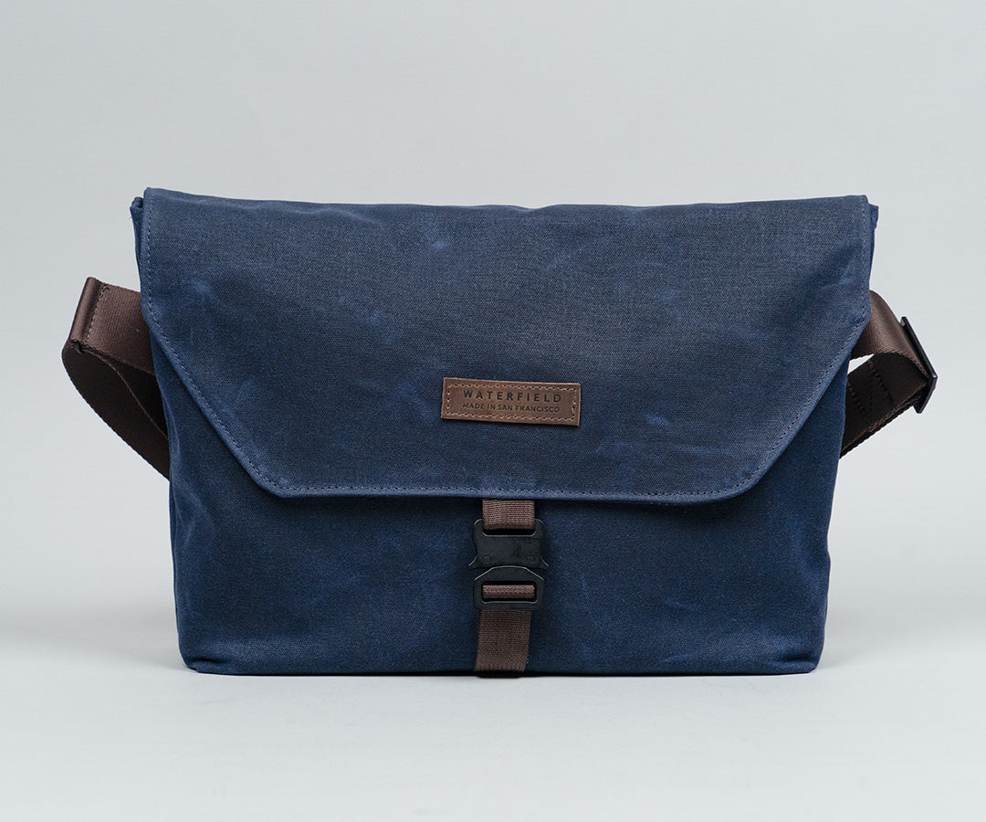 Waxed Canvas - Navy