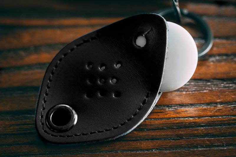 EARLY BIRD GIFT - AirTag Leather Keychain