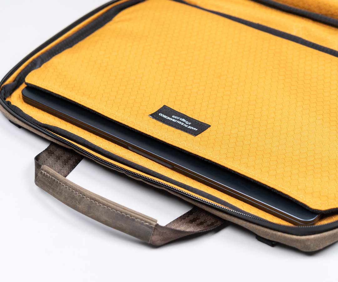 High visibility golden liner  