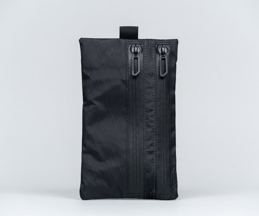 Toiletry 26 Remake - Black sides with card slots inside. My CA
