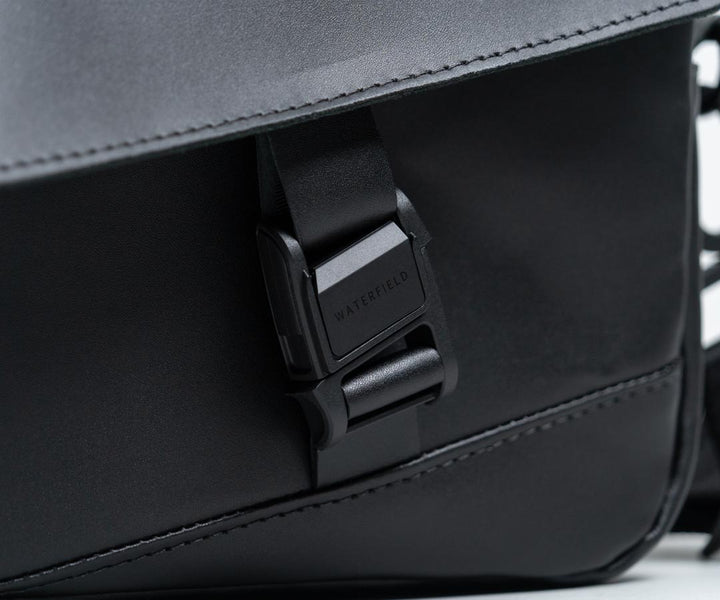 Secure, industrial-strength buckle