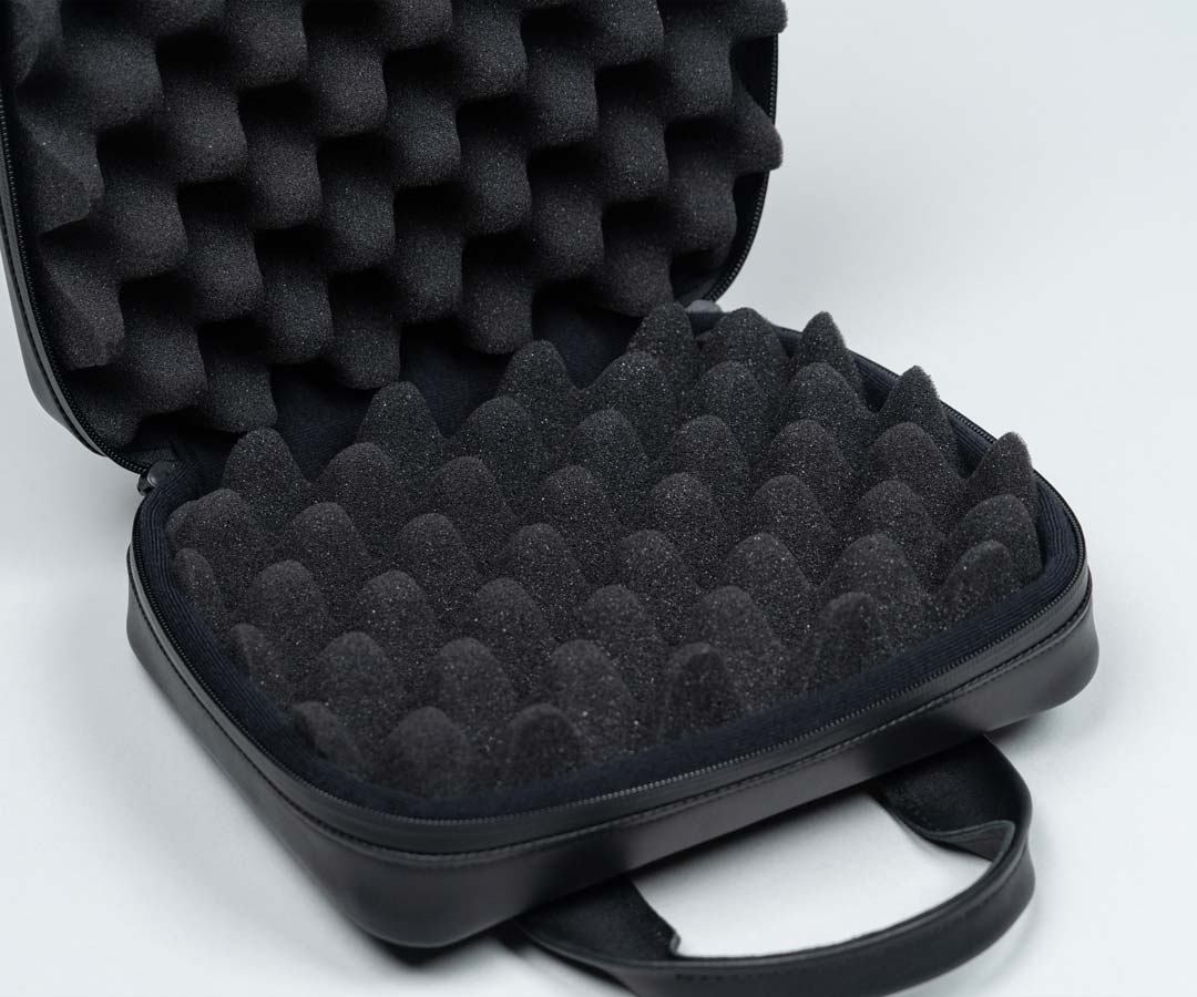 Eggcrate-shaped soft foam for extreme drop protection