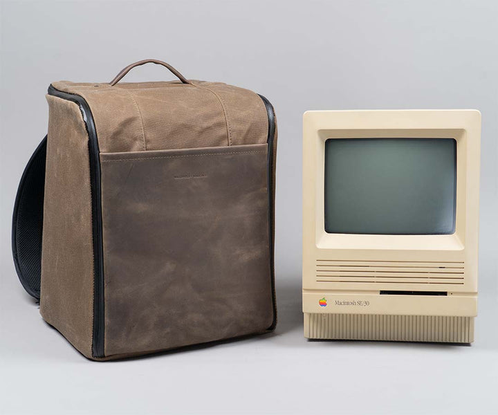 Macintosh SE/30 Backpack