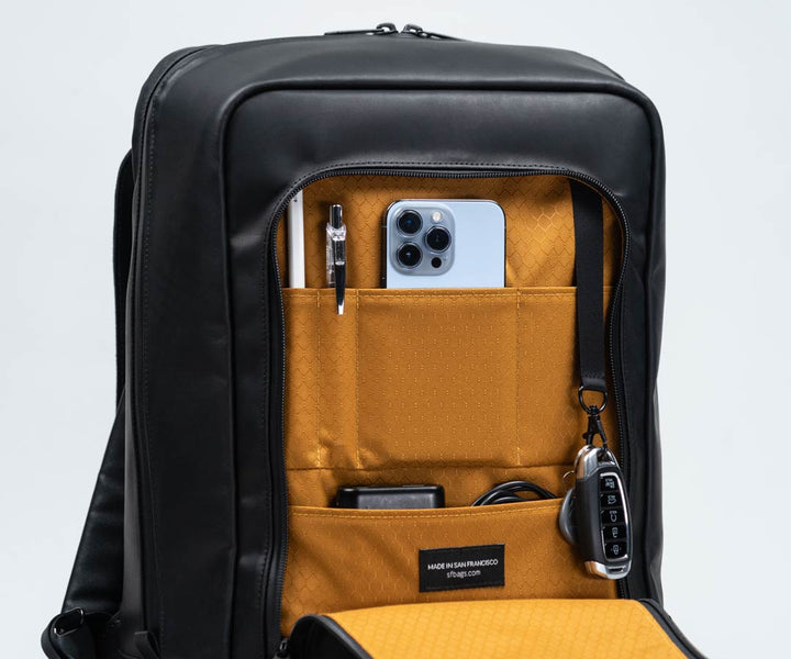 Front organizational pockets. 