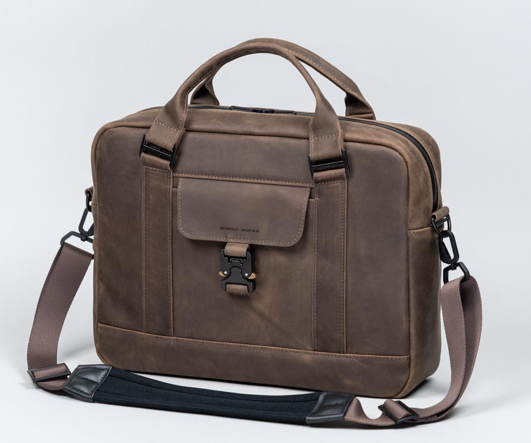 Includes Supreme Suspension Strap 