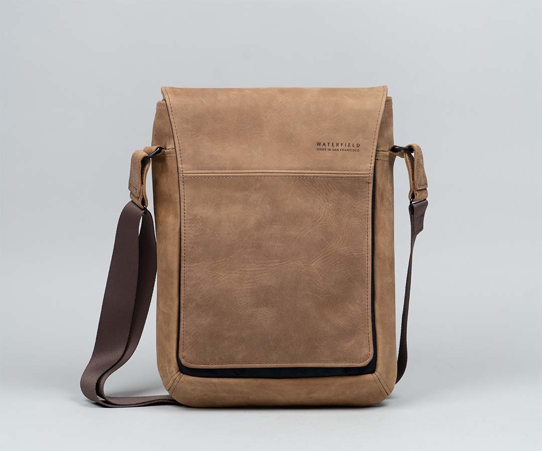 Vertical Leather Laptop Bag 