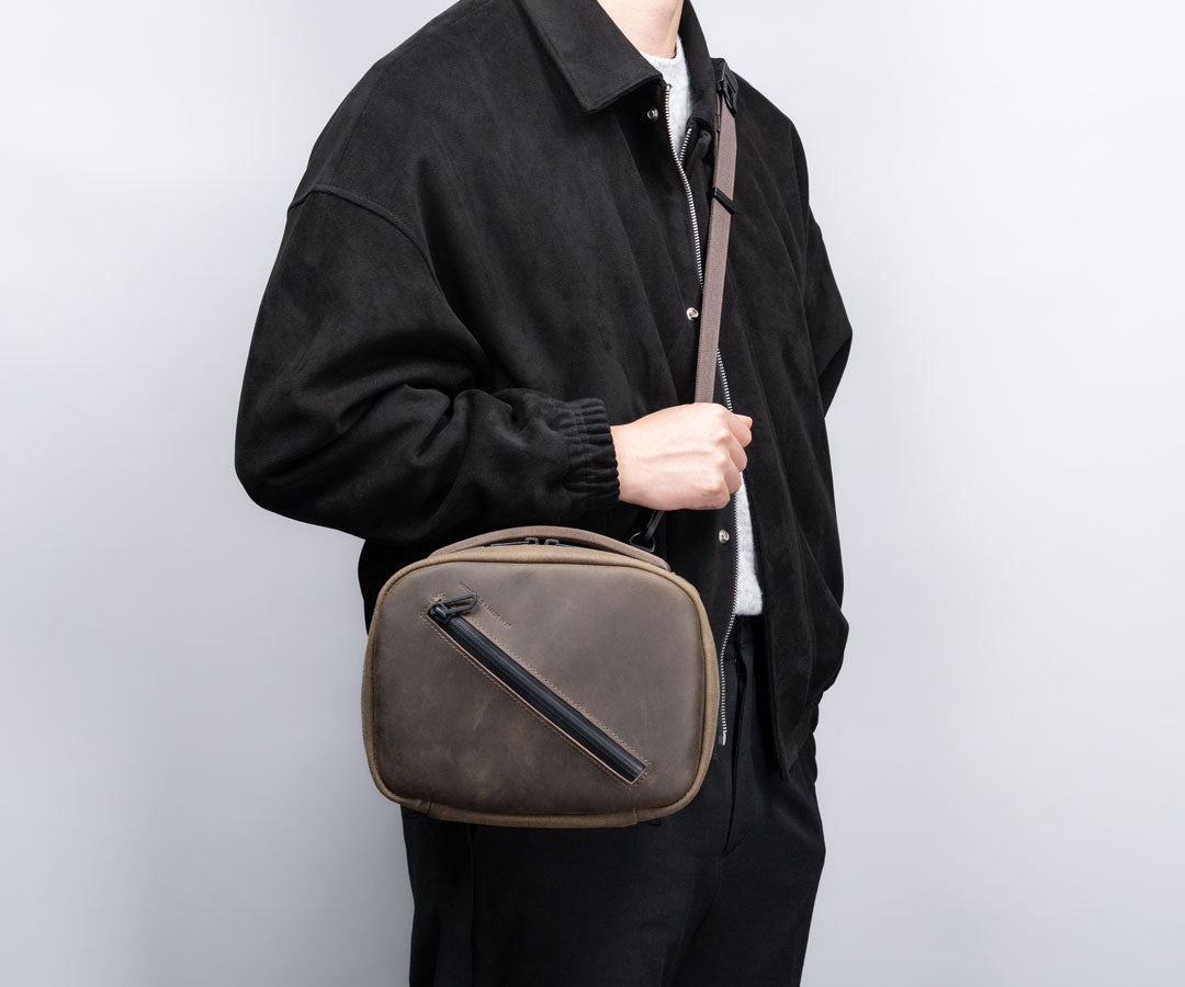Optional: Cam lock shoulder strap ($25 sold separately)