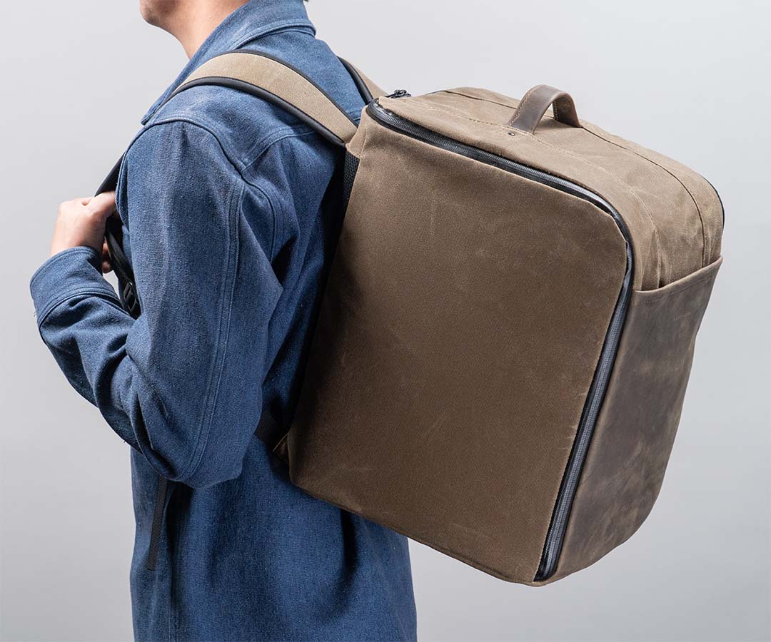 Provides extra personal space when carried on your back