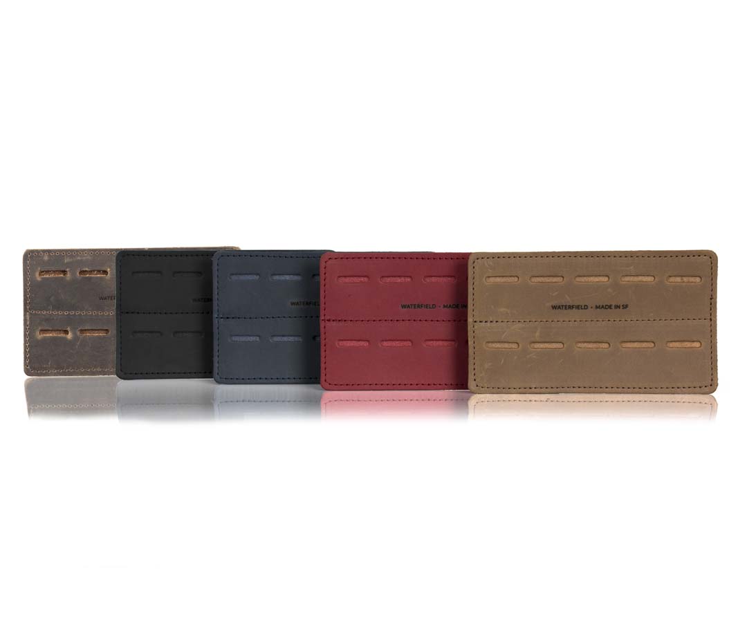 10-Game Card Holders in five Leather Colors