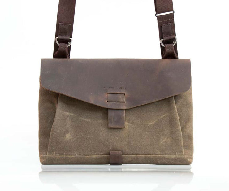 Full grain leather flap 