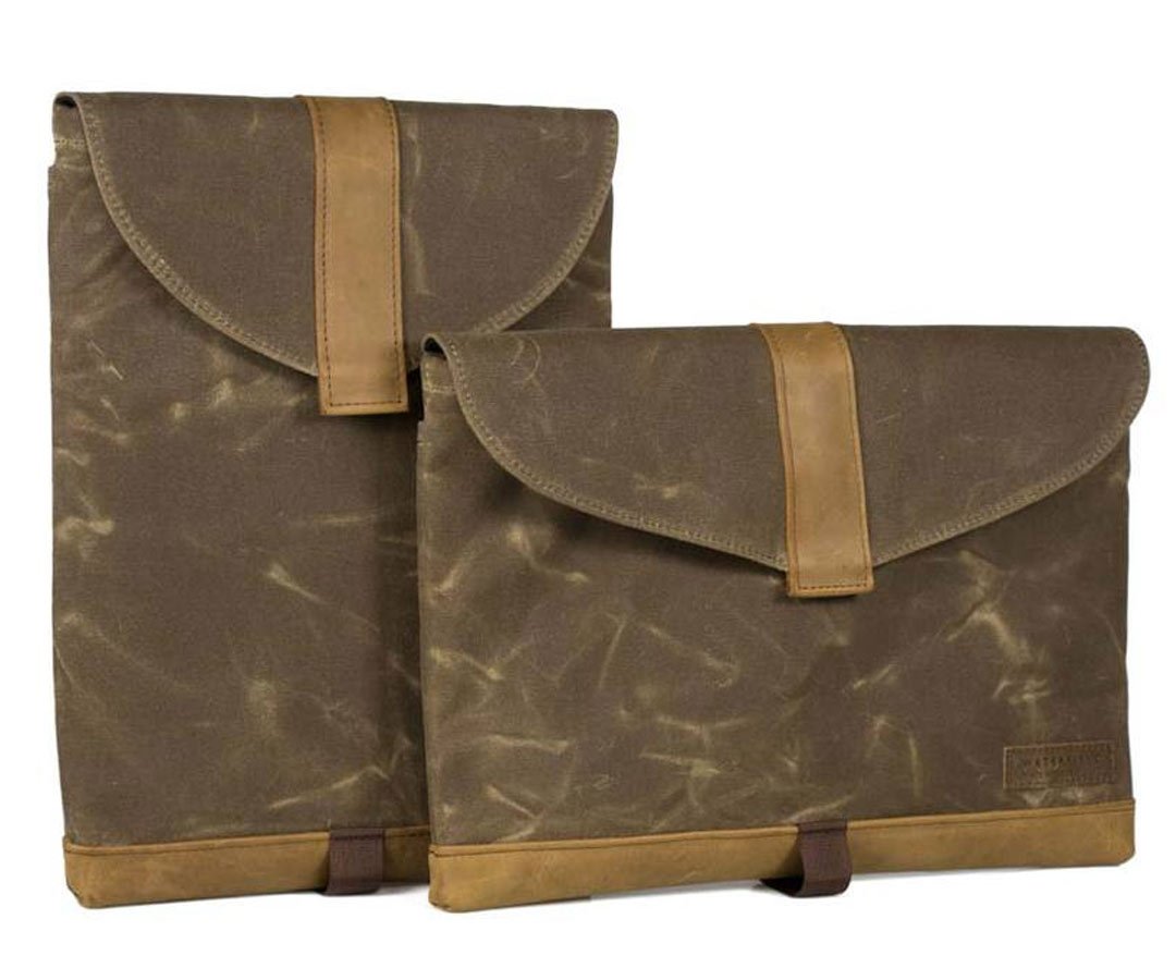 Waxed Canvas - Vertical (L) Horizontal (R)