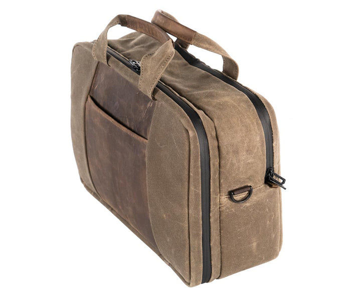 Full-grain leather front panel (Shown: 16" Full size)