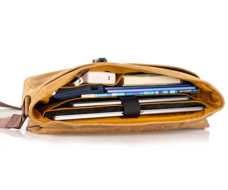 Full sizes accommodates bulkier items 