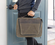 Comfortable handle carry