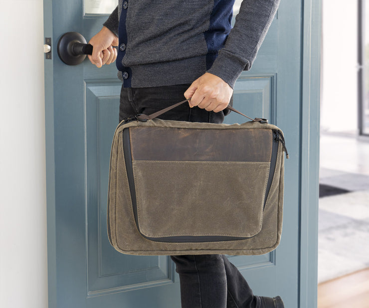 Comfortable handle carry