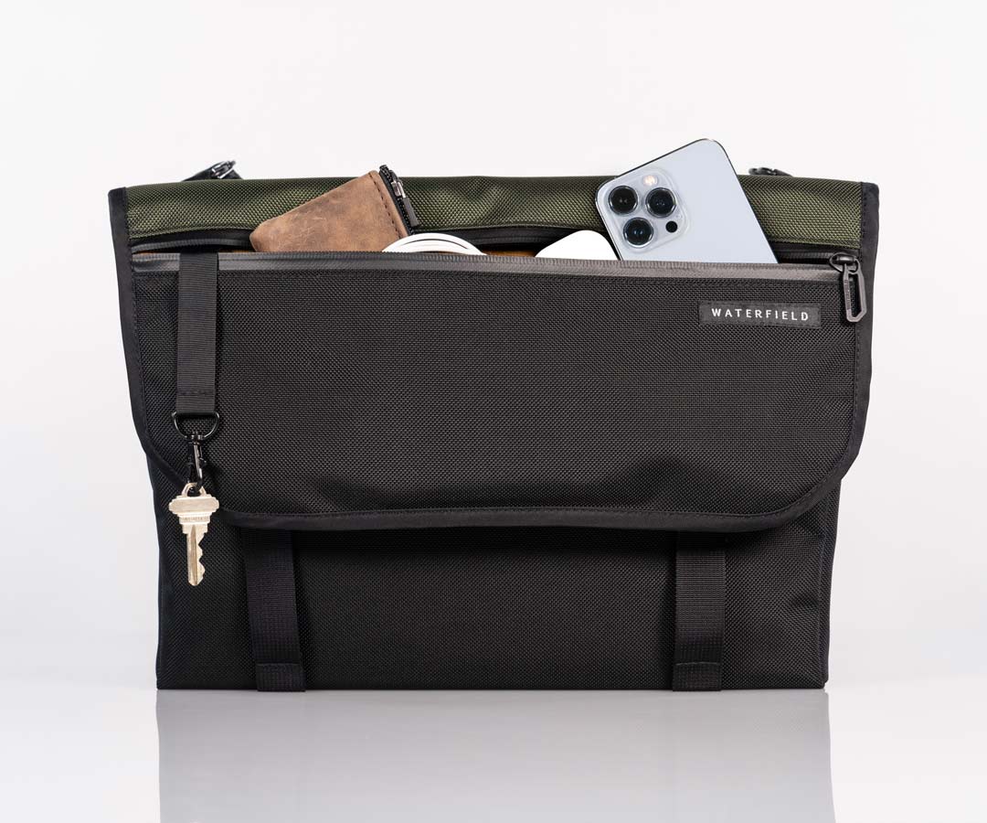 Waterfield sales messenger bag
