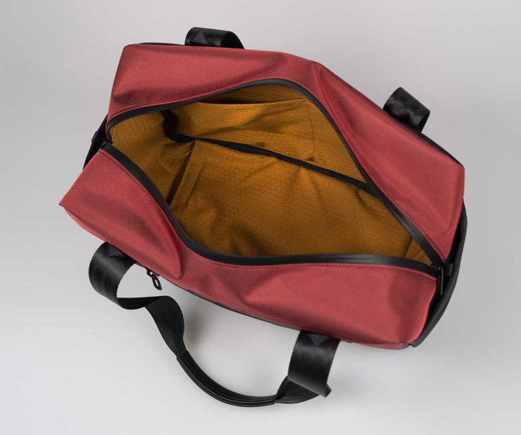 Roomy, golden interior with deep side pockets
